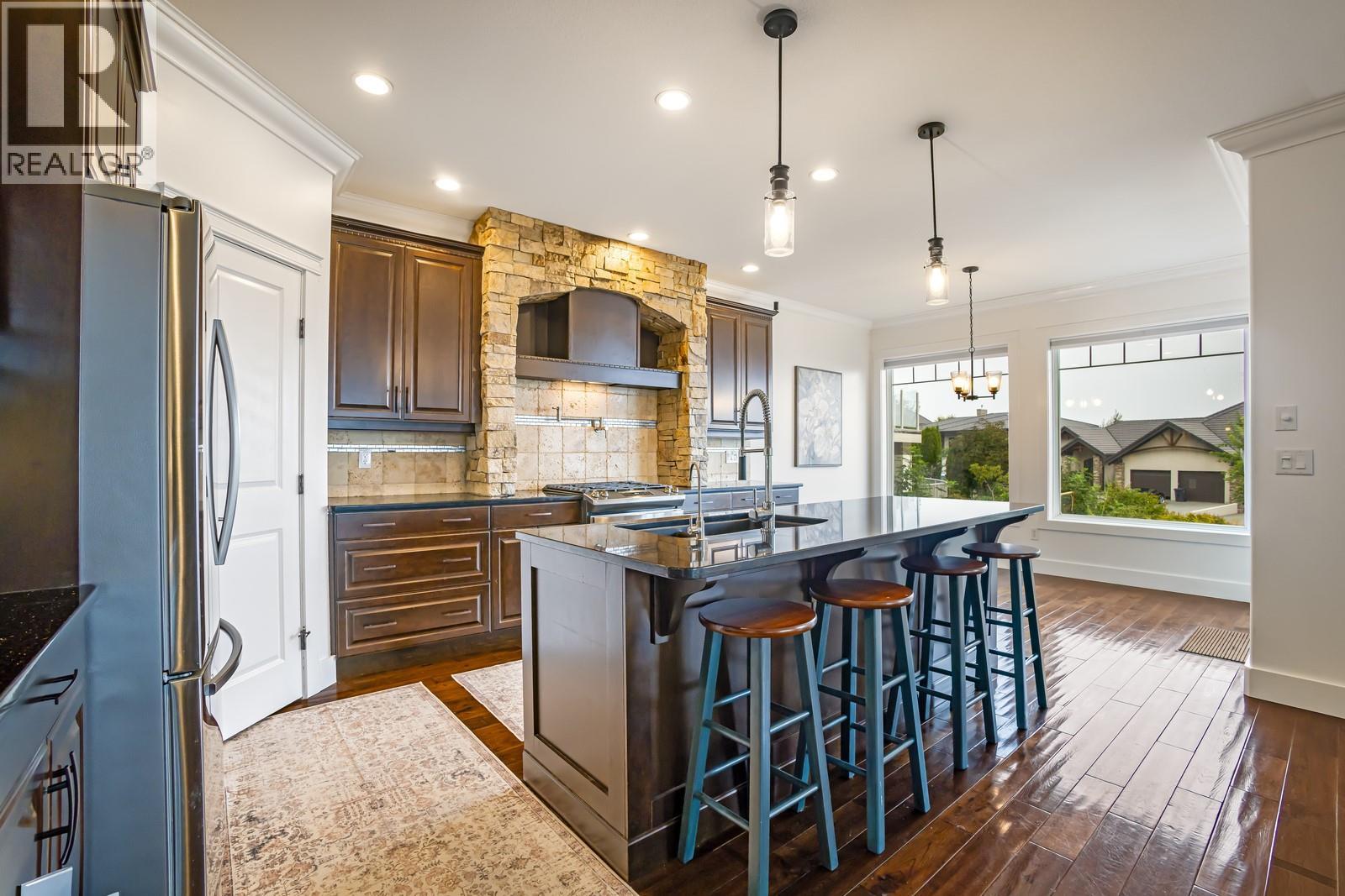  2584 Lucinde Road, West Kelowna