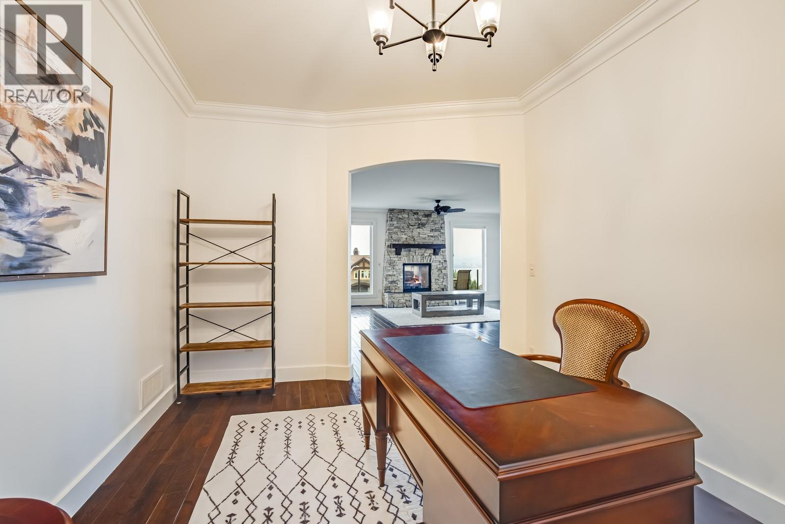  2584 Lucinde Road, West Kelowna