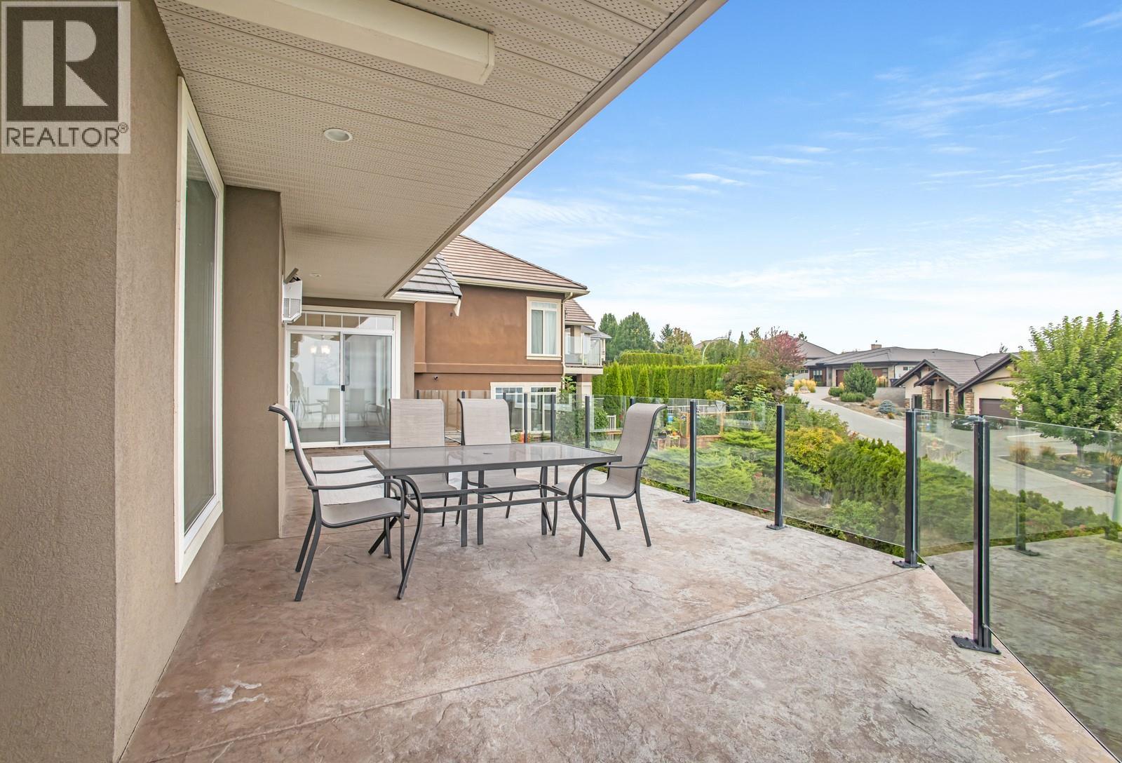  2584 Lucinde Road, West Kelowna