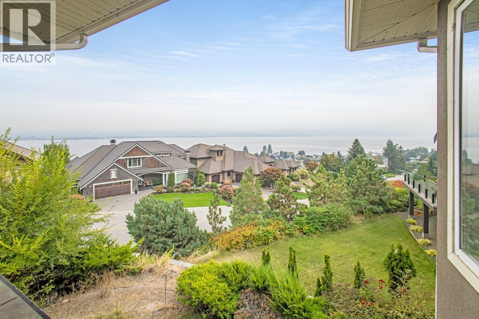  2584 Lucinde Road, West Kelowna