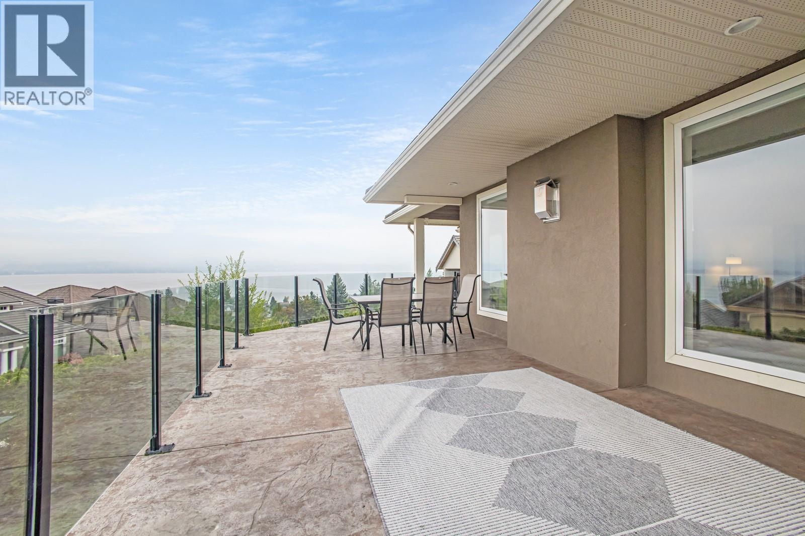  2584 Lucinde Road, West Kelowna