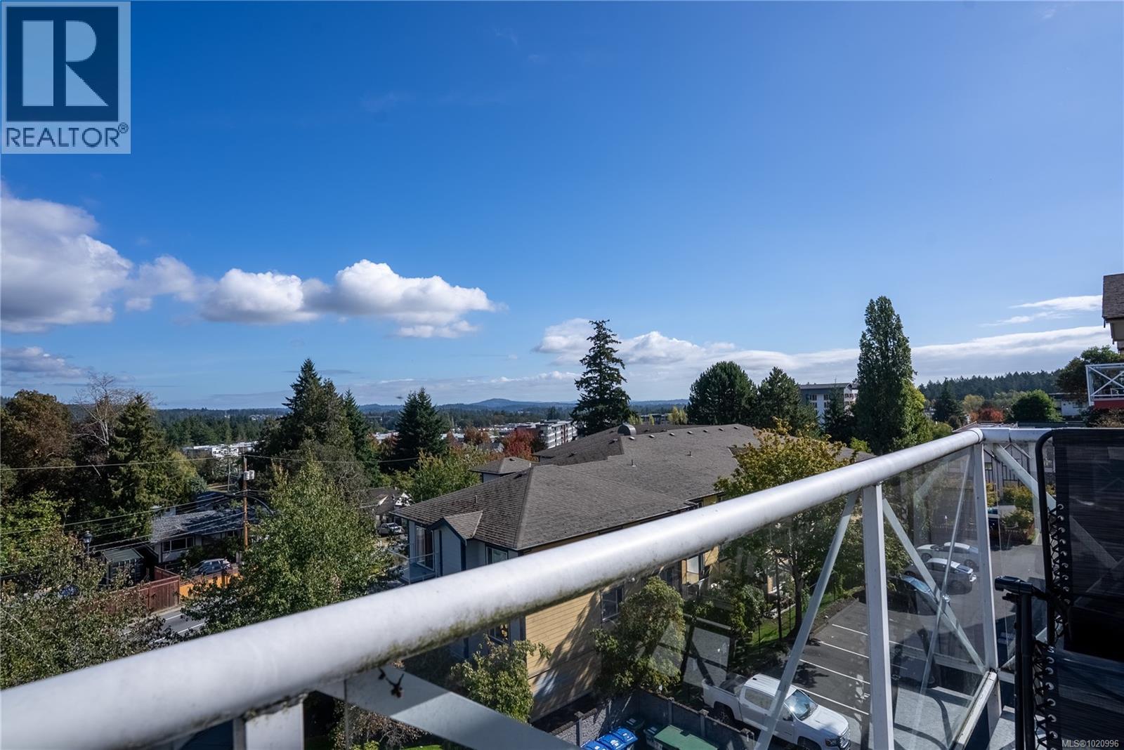 402 364 Goldstream Avenue, Colwood