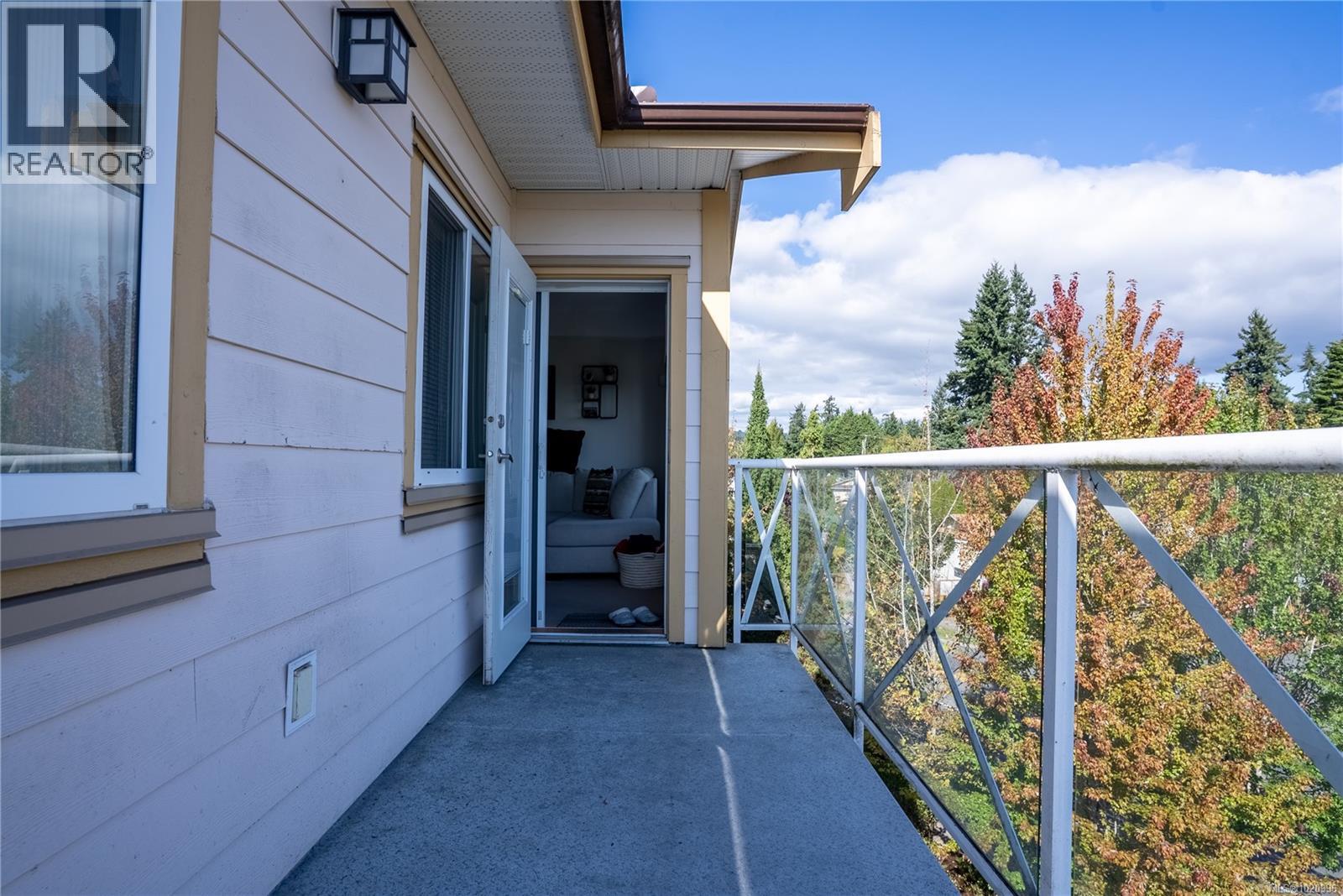 402 364 Goldstream Avenue, Colwood