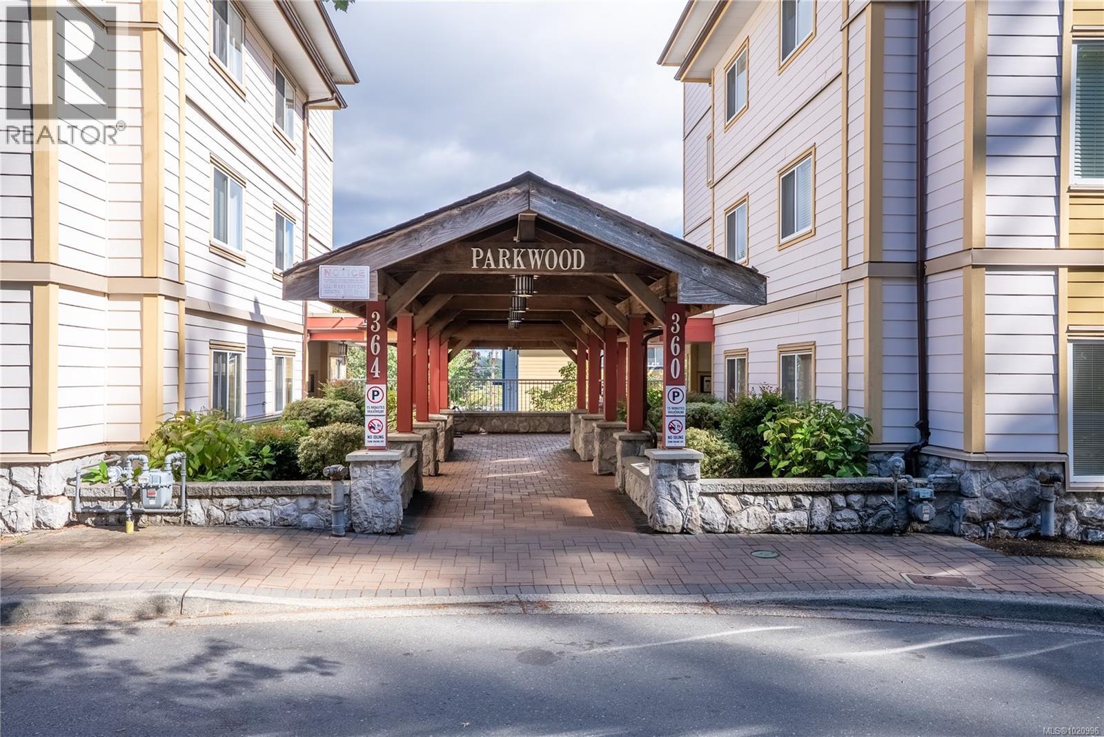 402 364 Goldstream Avenue, Colwood