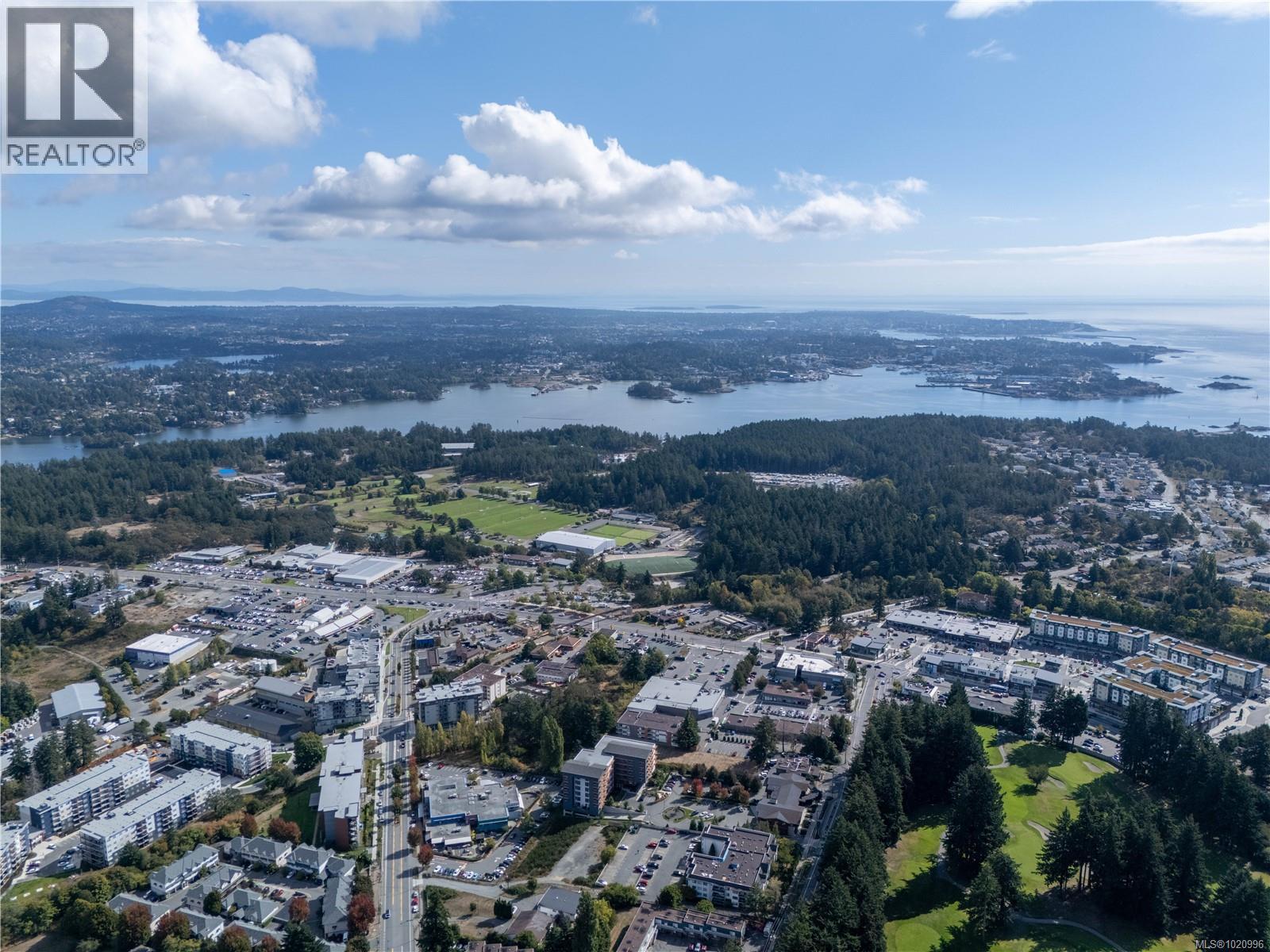 402 364 Goldstream Avenue, Colwood