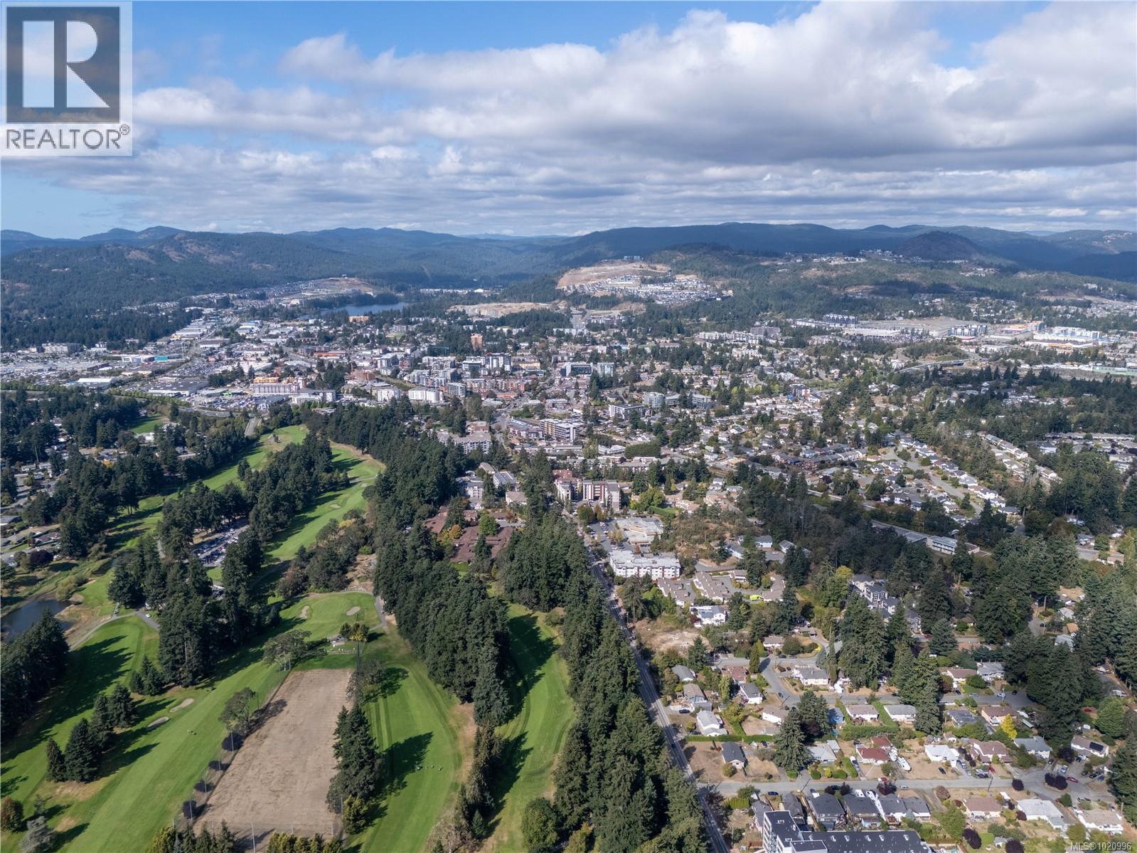 402 364 Goldstream Avenue, Colwood