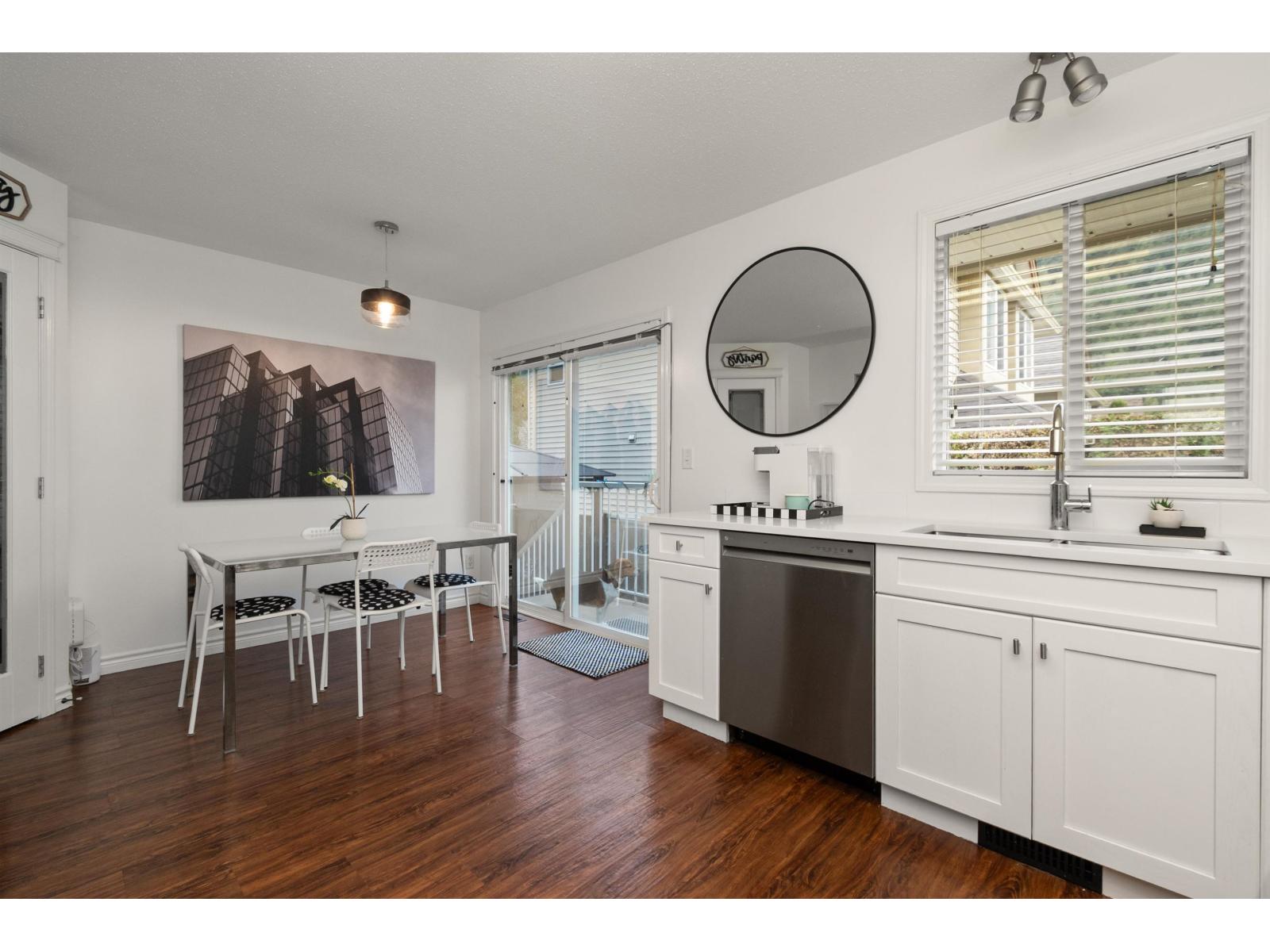 32 349 WALNUT AVENUE, Harrison Hot Springs, Harrison Hot Springs