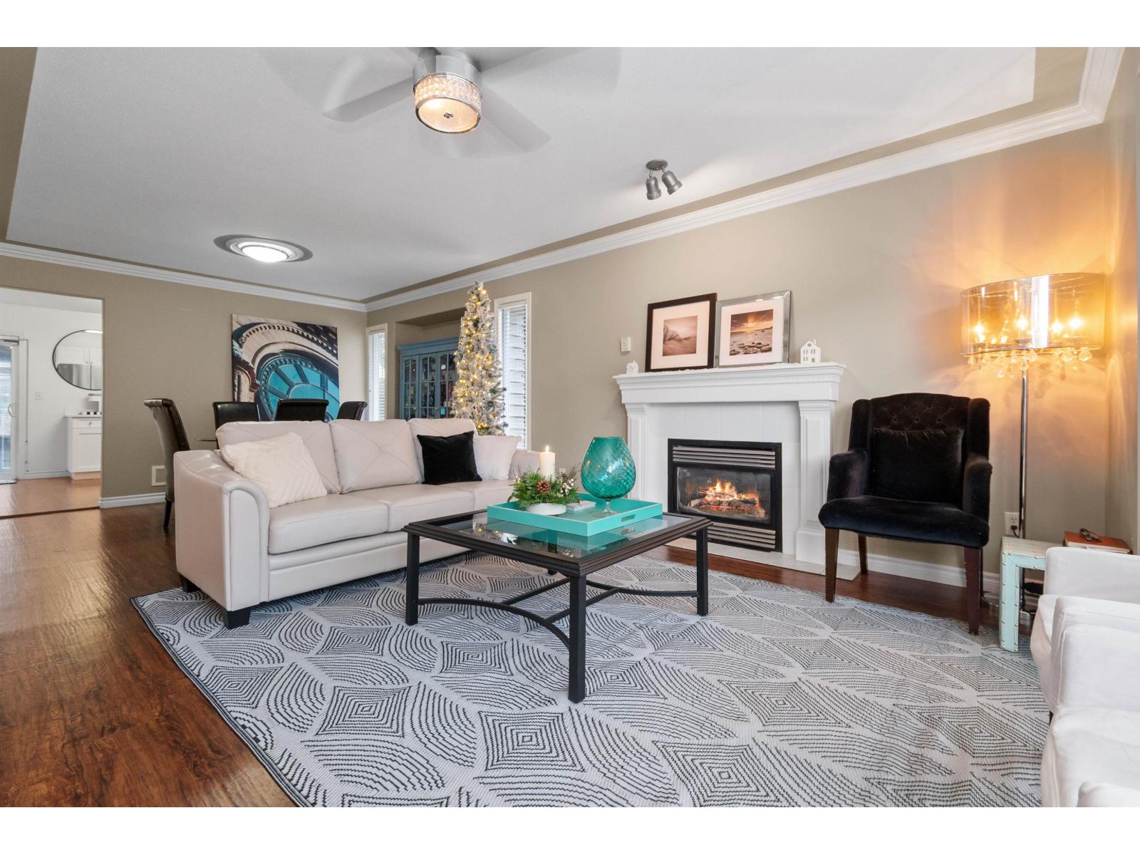 32 349 WALNUT AVENUE, Harrison Hot Springs, Harrison Hot Springs