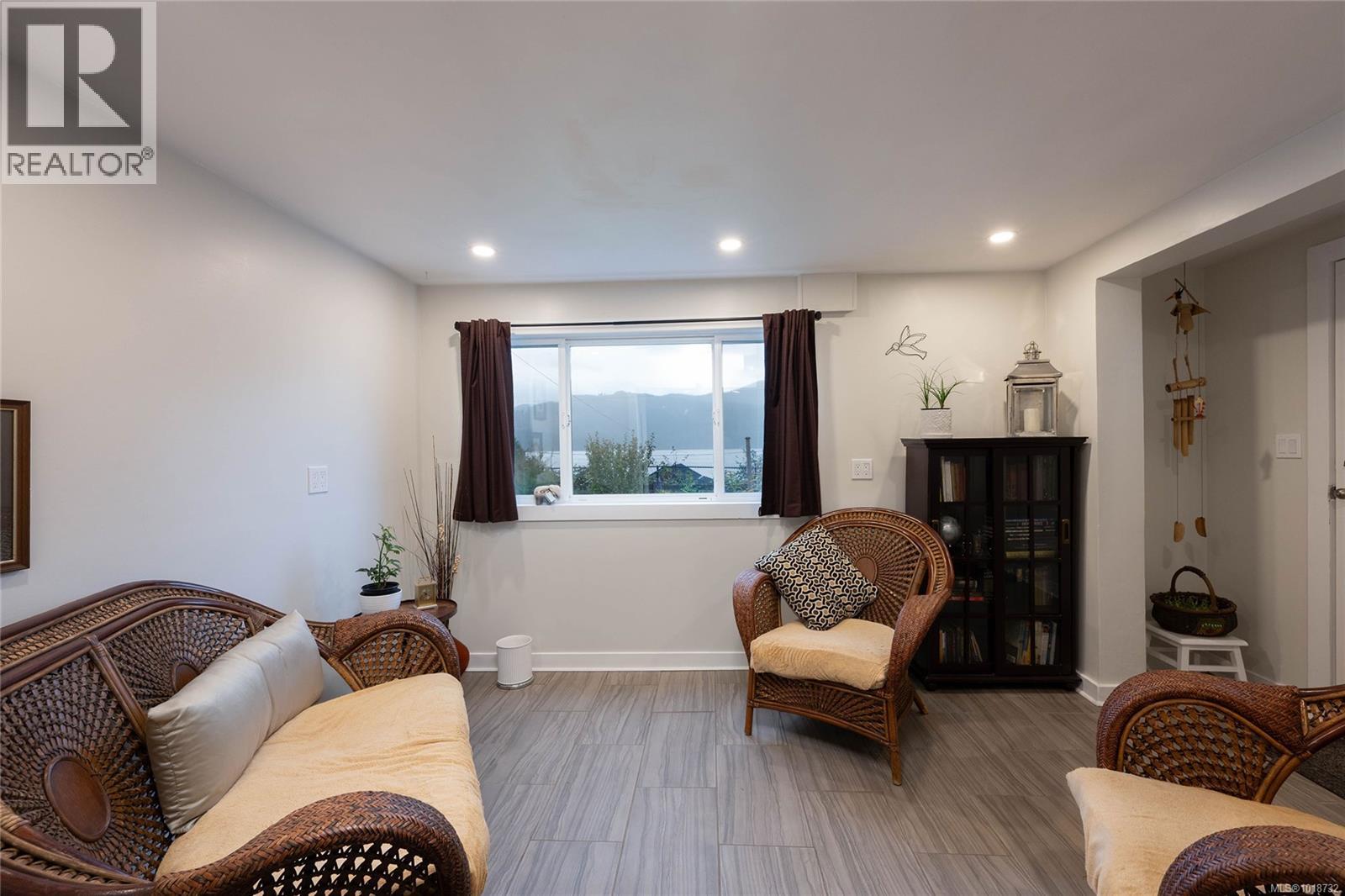 10654 Youbou Rd - 18