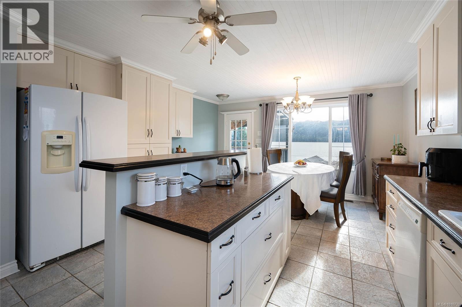 10654 Youbou Rd - 6