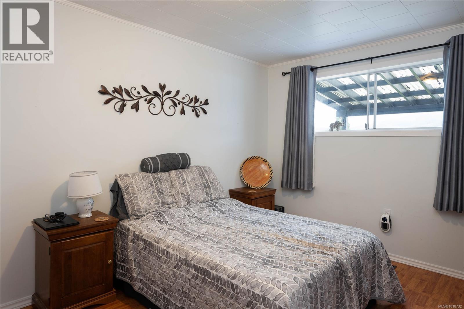 10654 Youbou Rd - 9