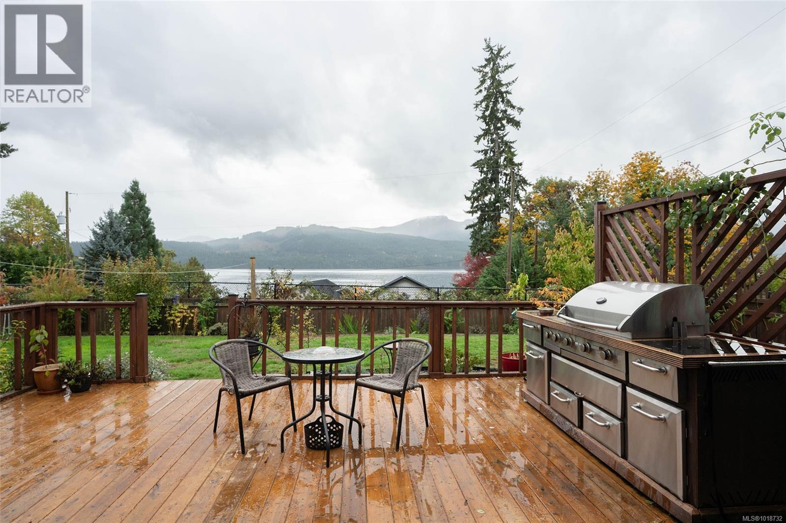 10654 Youbou Rd, Youbou