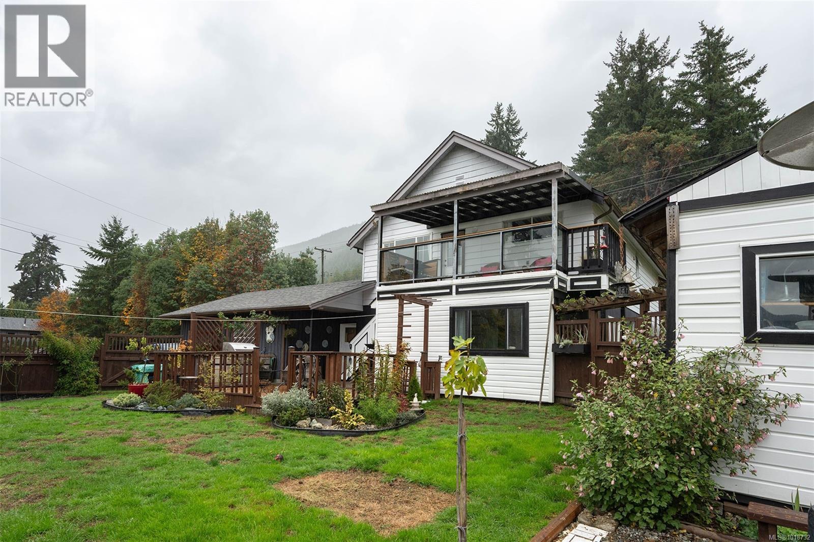 10654 Youbou Rd, Youbou