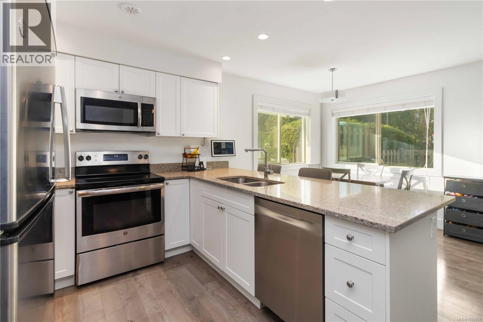 120 2117 Charters Rd, Sooke