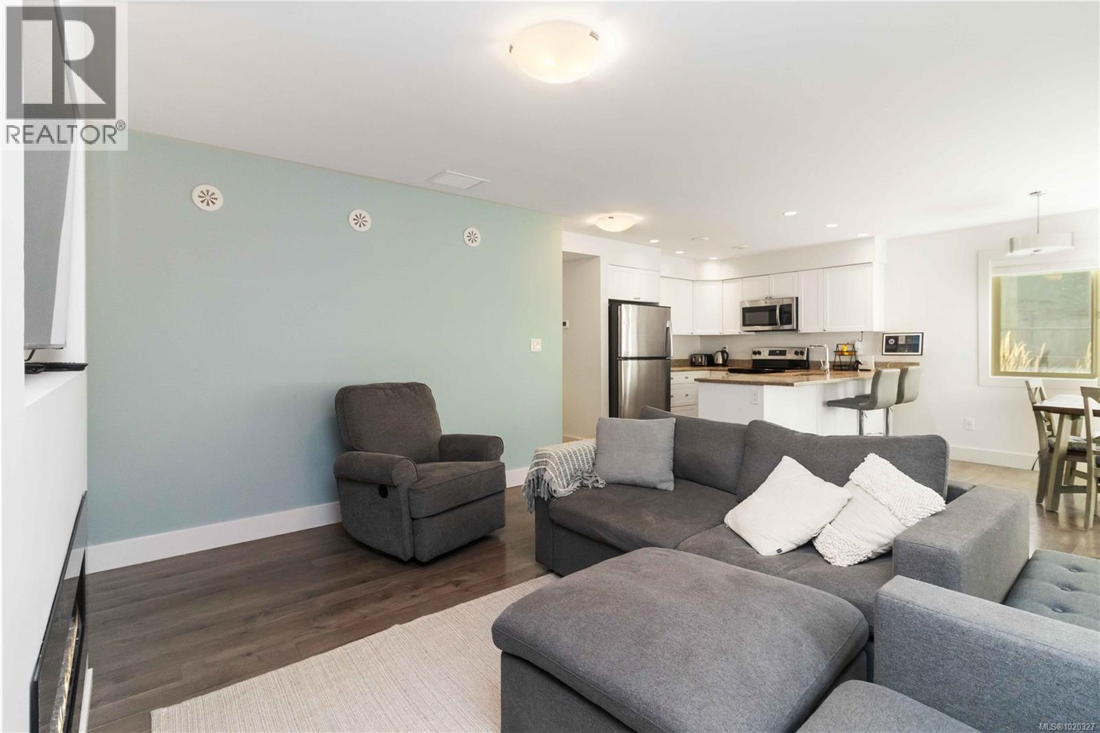 120 2117 Charters Rd, Sooke