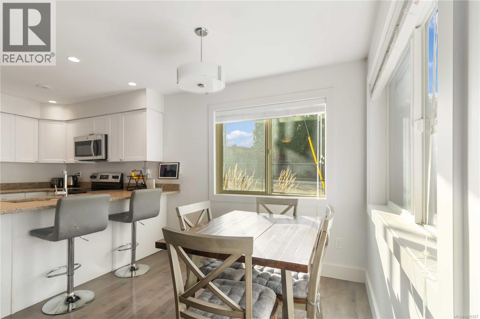 120 2117 Charters Rd, Sooke