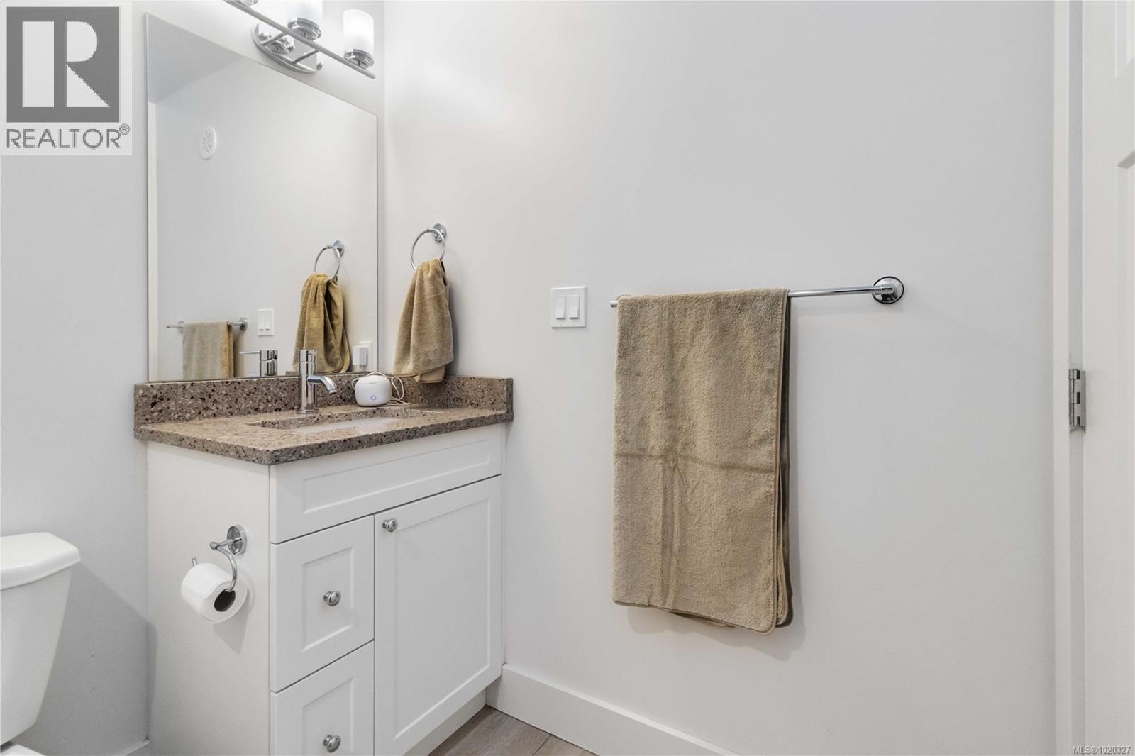 120 2117 Charters Rd, Sooke