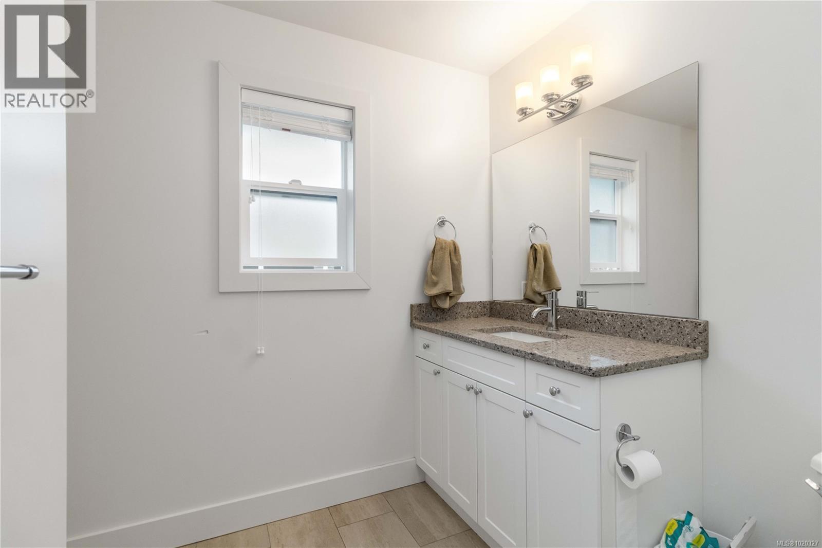 120 2117 Charters Rd, Sooke