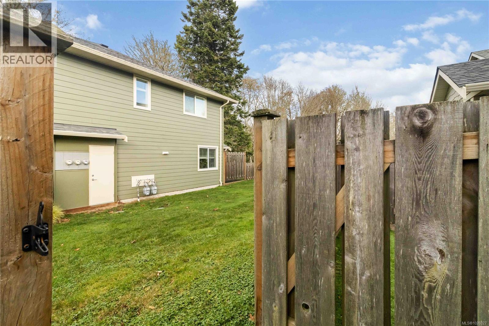 120 2117 Charters Rd, Sooke