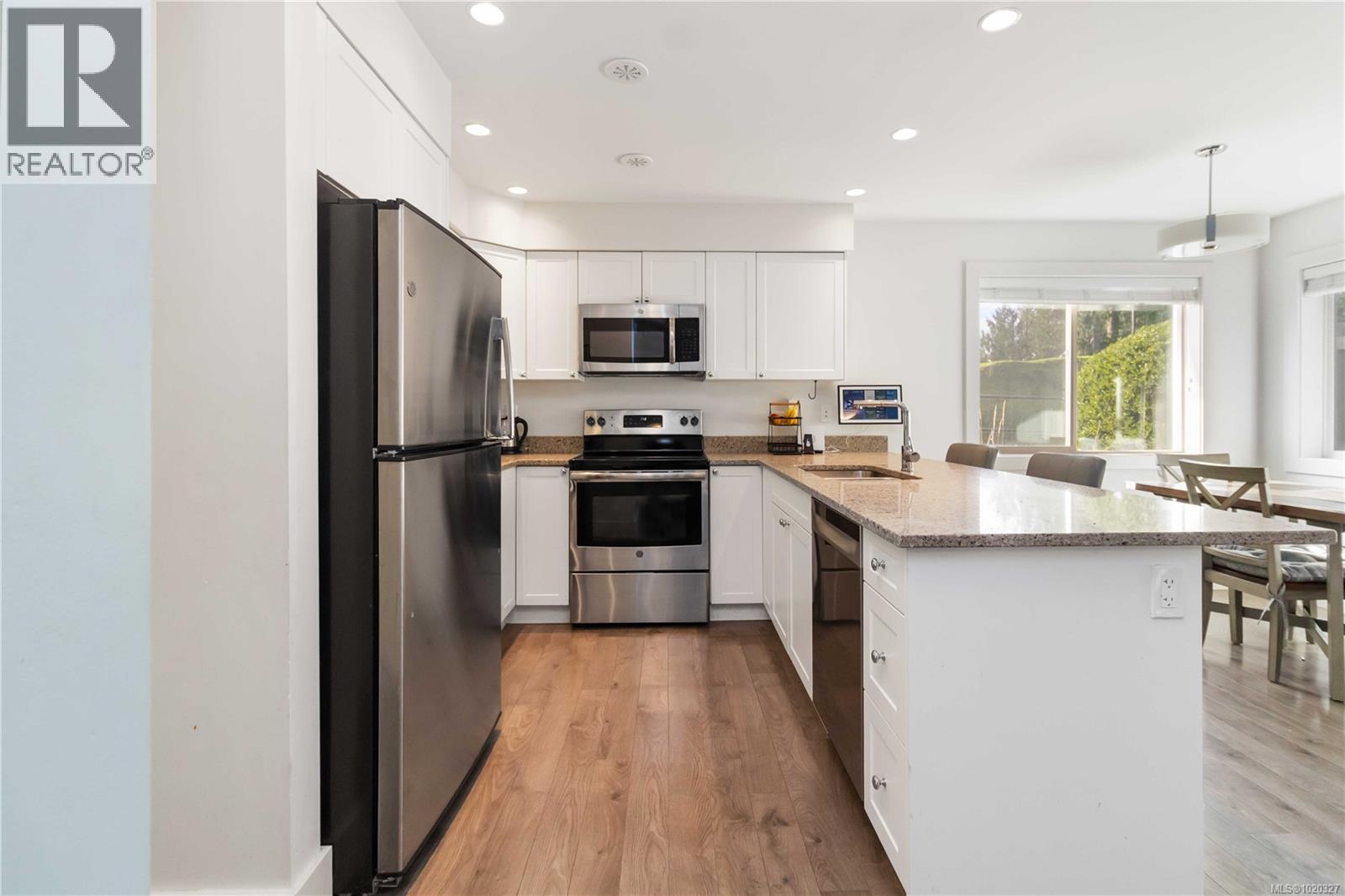 120 2117 Charters Rd, Sooke