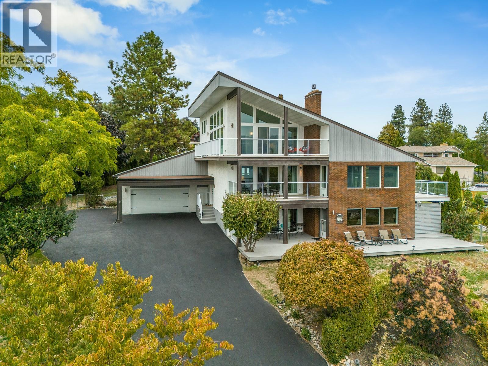 3137 Vector Drive, West Kelowna