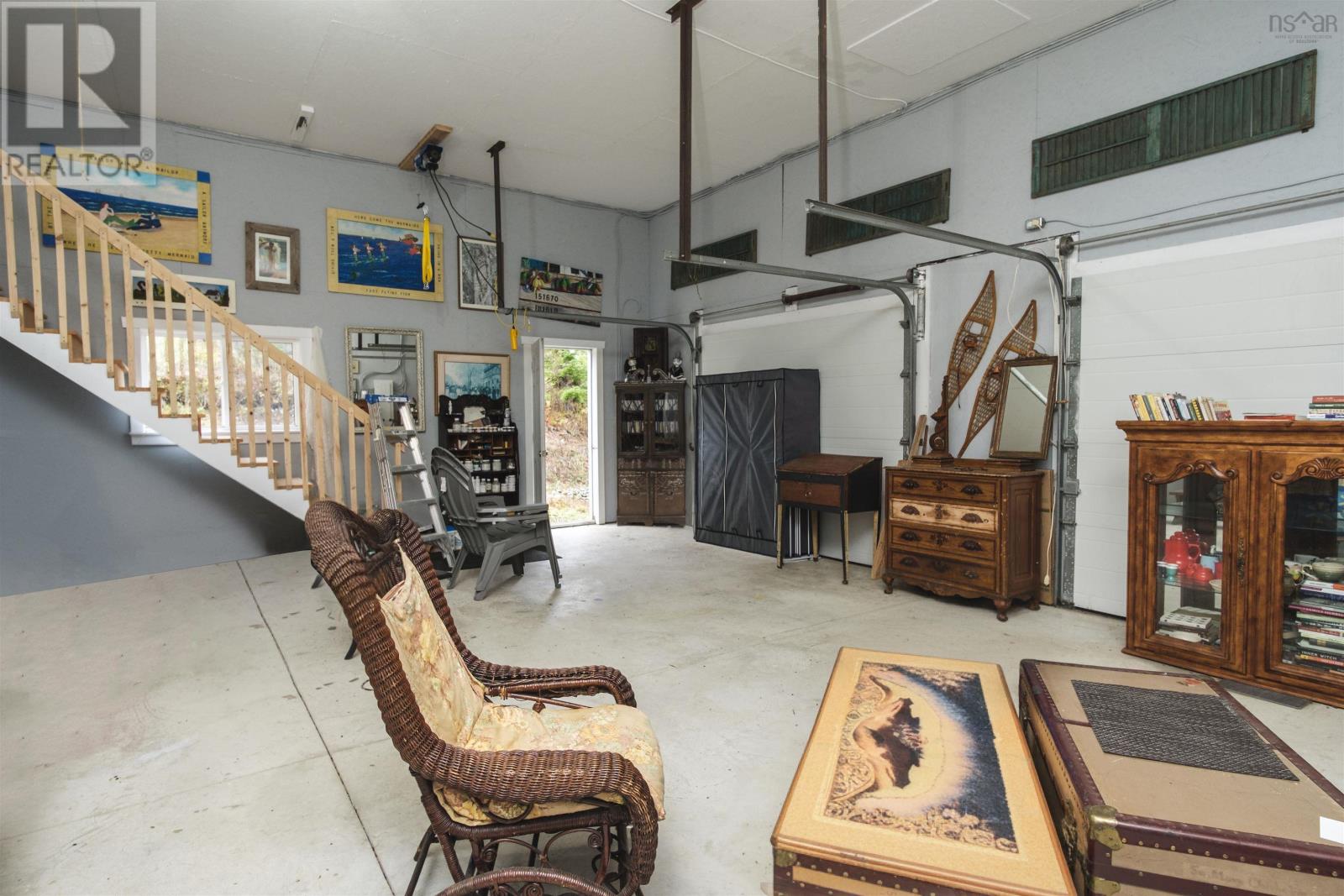 Property 12 of 36 of 10198 Grenville Street