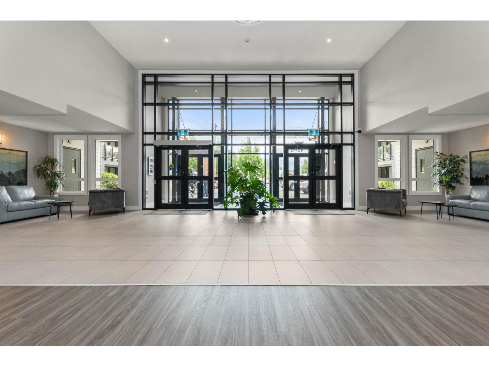 208 45745 WATSON ROAD, Sardis South, Chilliwack