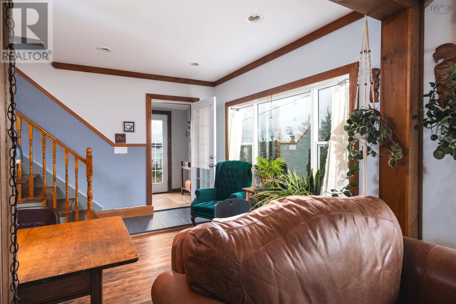 Property 27 of 36 of 10198 Grenville Street