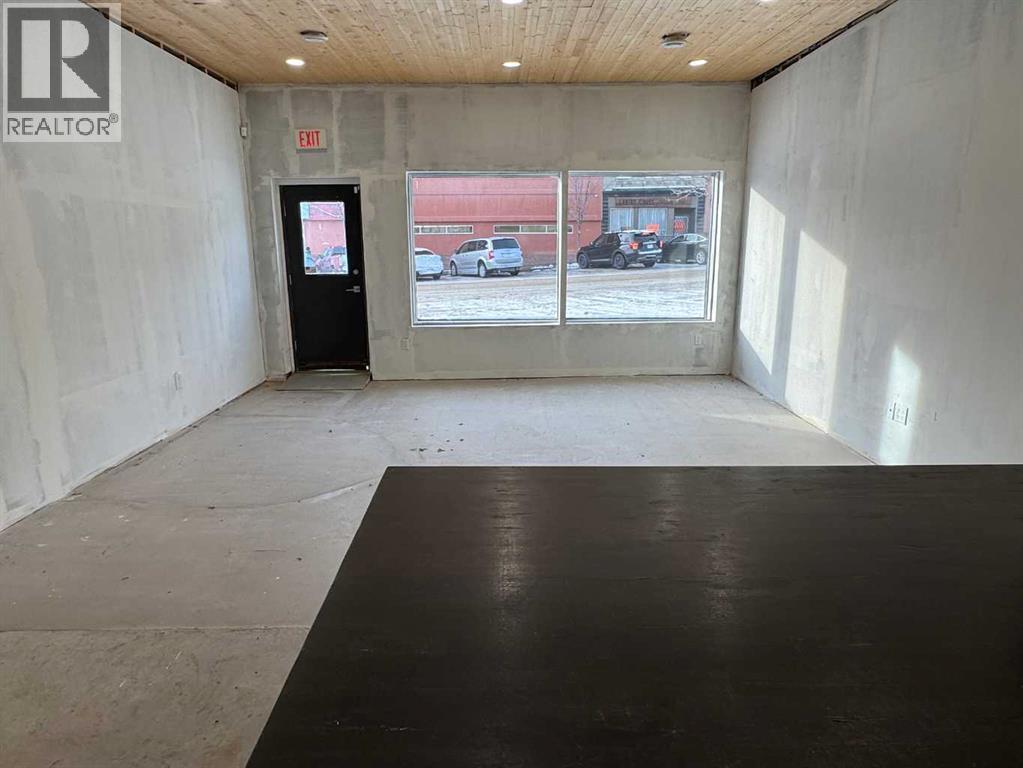 232 Main Street - Photo 2 of 20, Cardston, Alberta