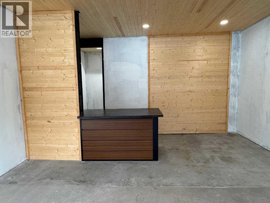 232 Main Street - Photo 4 of 20, Cardston, Alberta