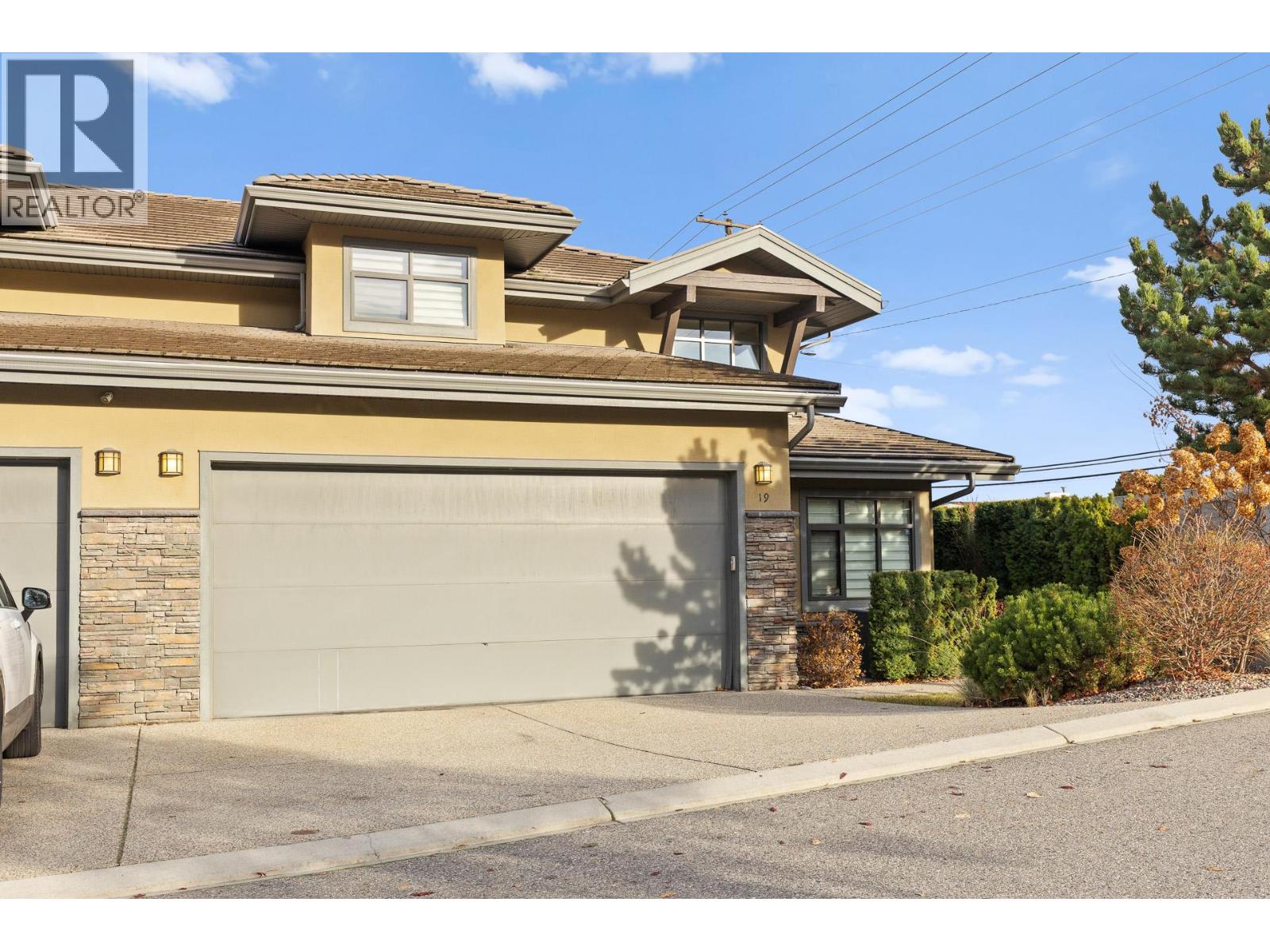 19 570 Sarsons Road, Kelowna