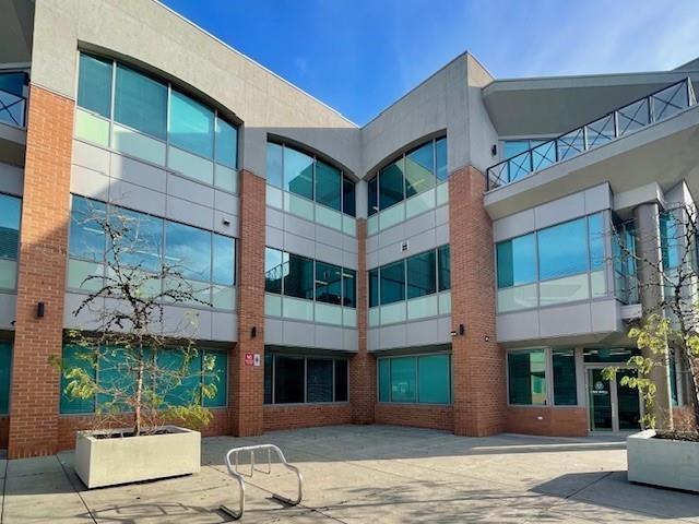 Office in Abbotsford - Image 15