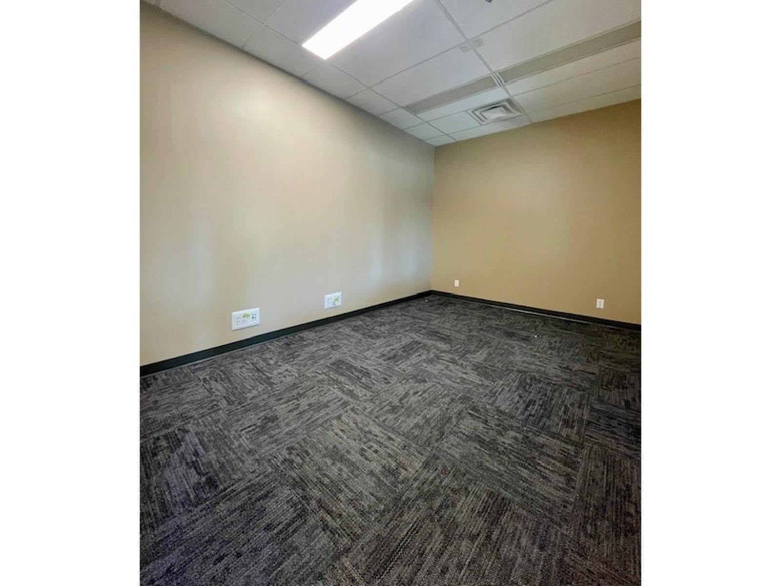 Office in Abbotsford - Image 8