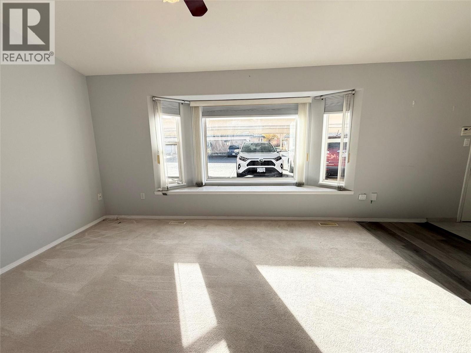 #6 2760 Voght Street - 5