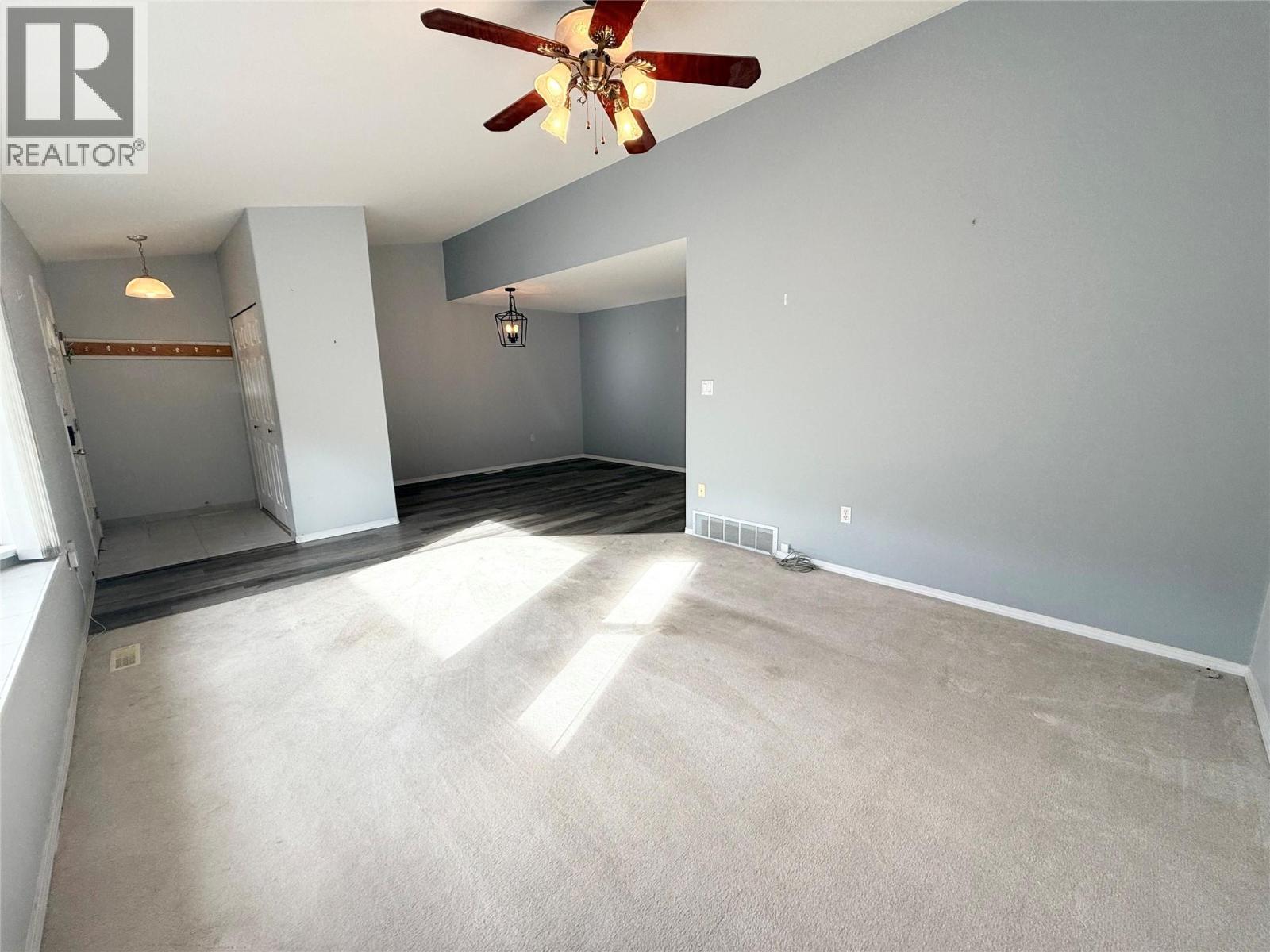 #6 2760 Voght Street - 7