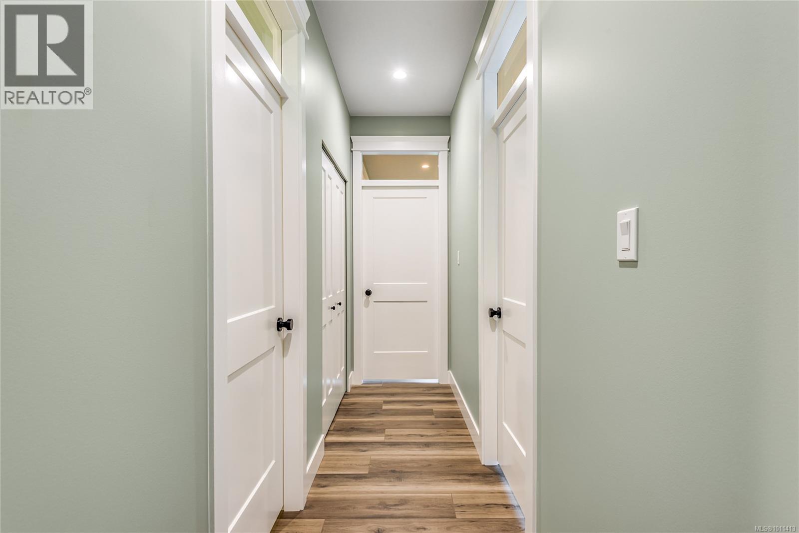 742 Salmonberry St, Campbell River