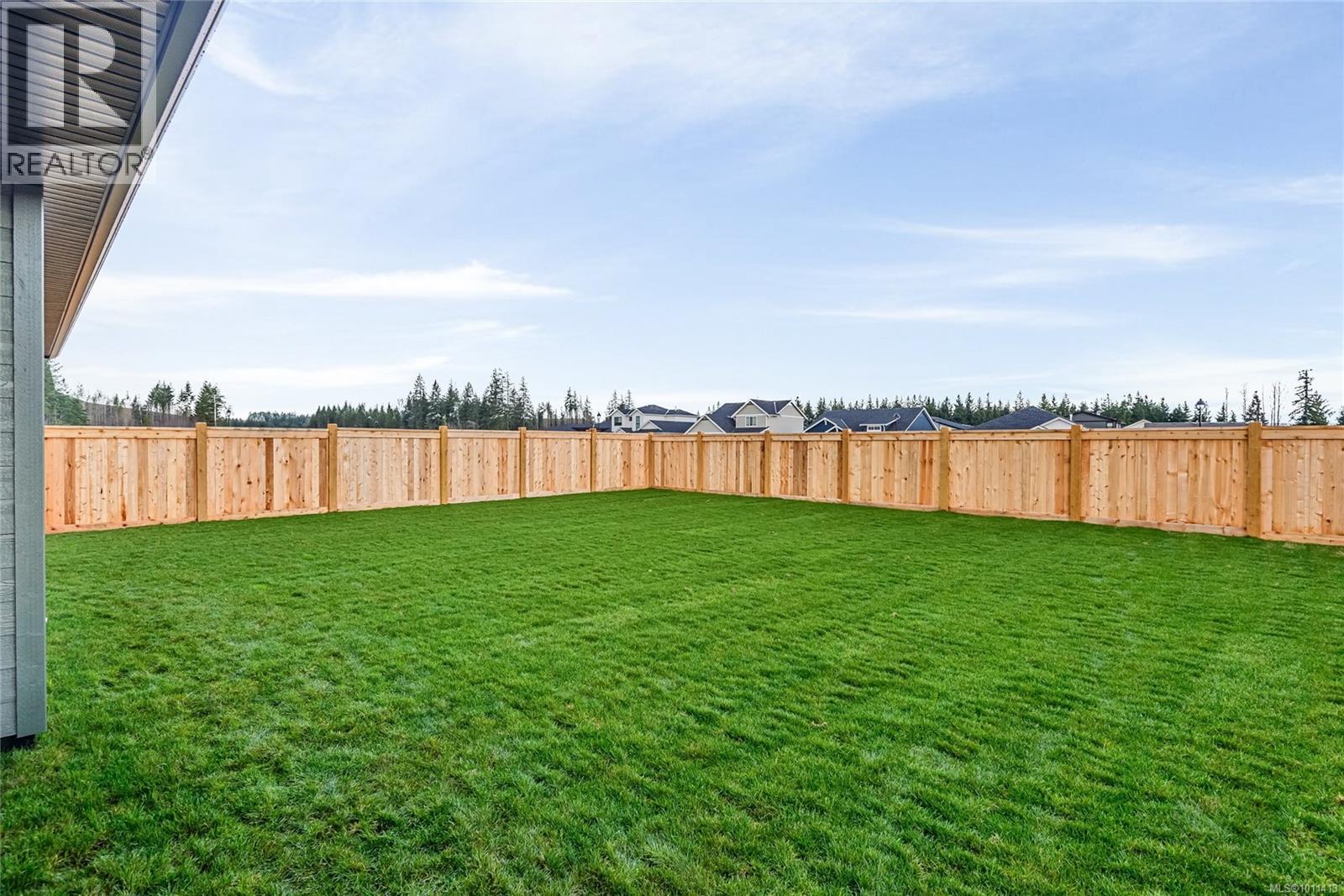 742 Salmonberry St, Campbell River