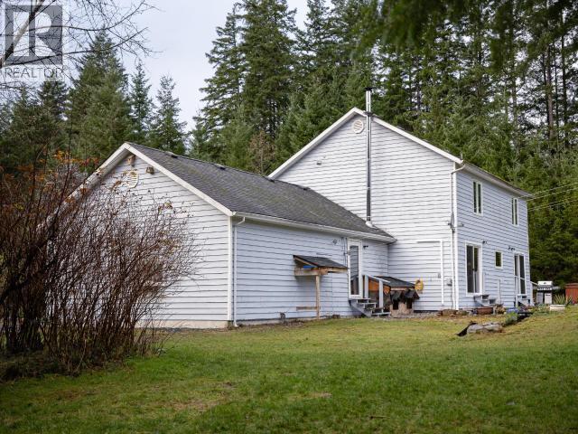 2560 MAYWOOD ROAD, Powell River