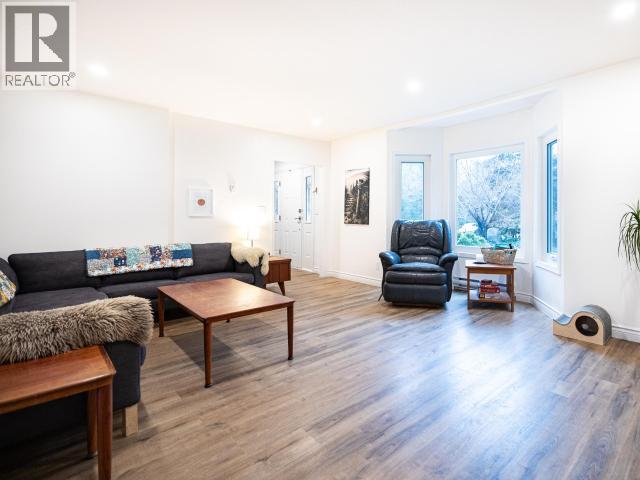 2560 MAYWOOD ROAD, Powell River