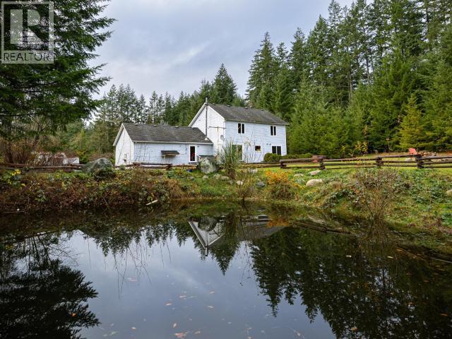2560 MAYWOOD ROAD, Powell River