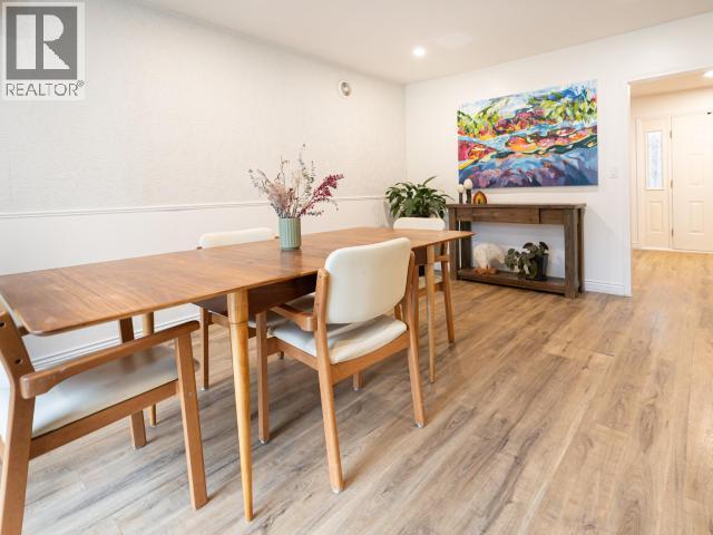 2560 MAYWOOD ROAD, Powell River