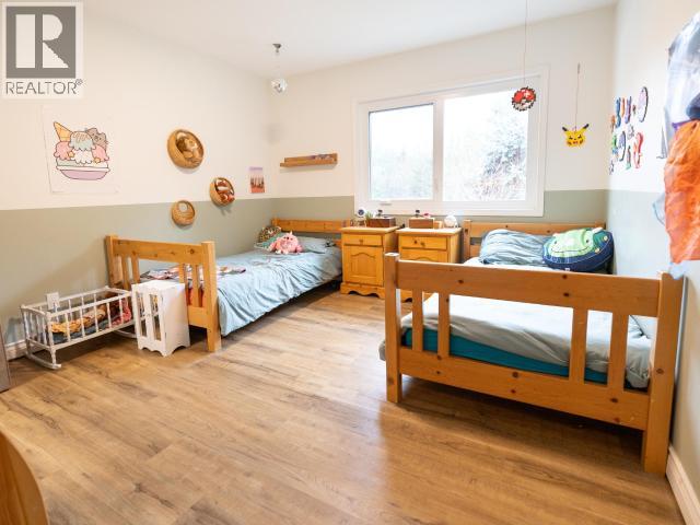 2560 MAYWOOD ROAD, Powell River