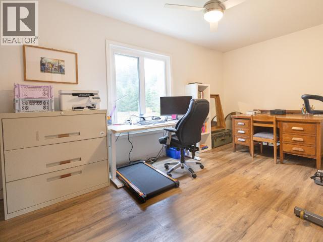 2560 MAYWOOD ROAD, Powell River