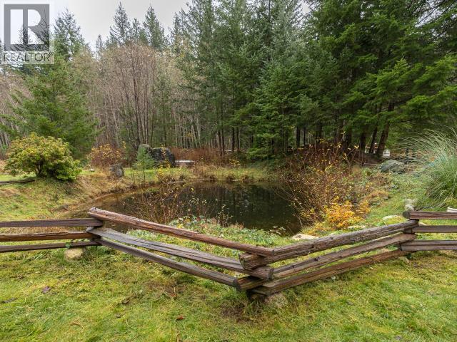 2560 MAYWOOD ROAD, Powell River