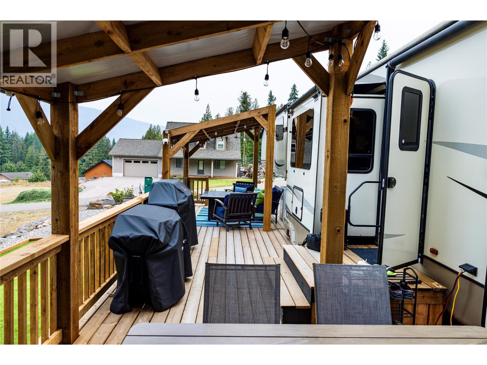  8253 97A Highway, Mara