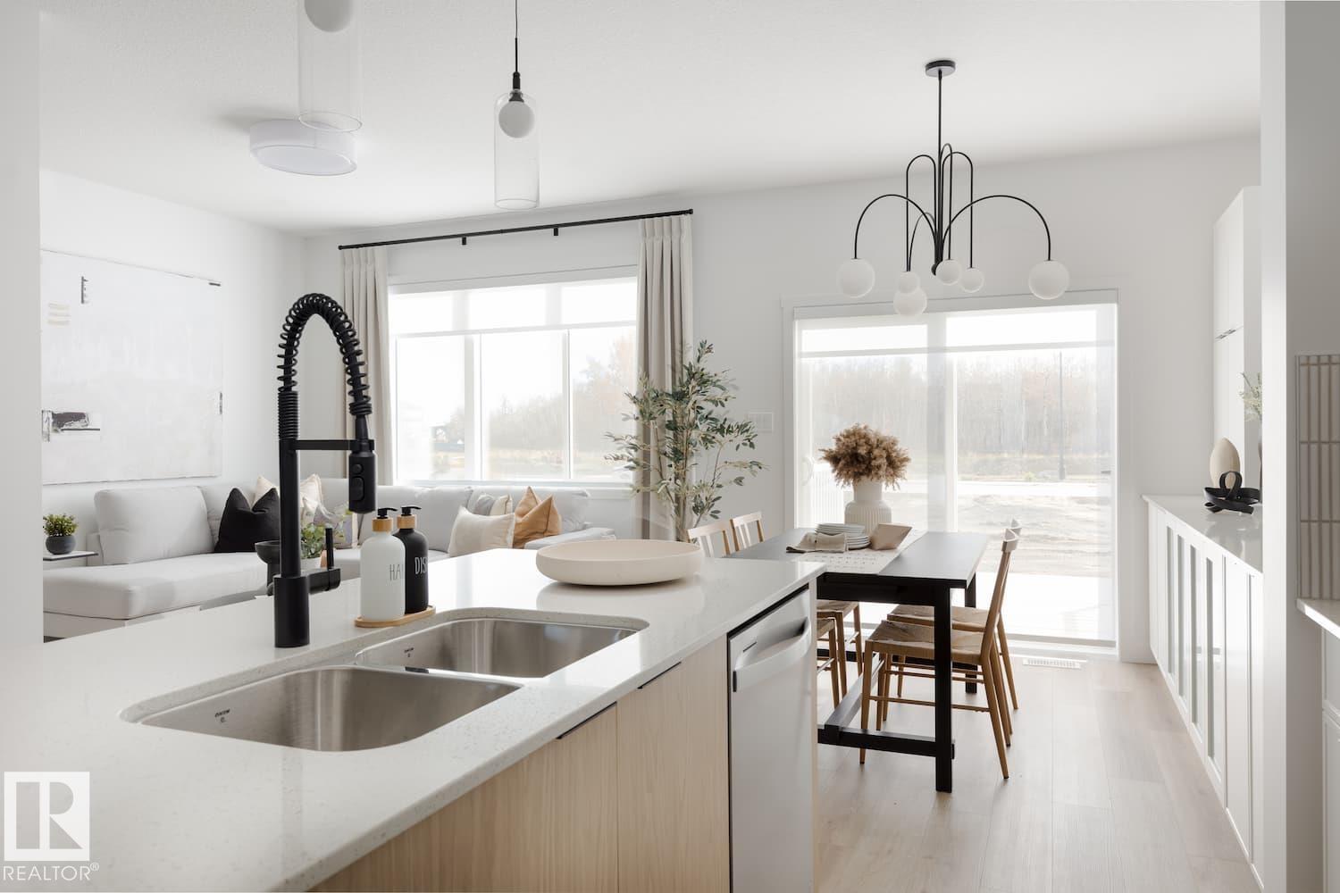 3245 DIXON WY SW, Edmonton