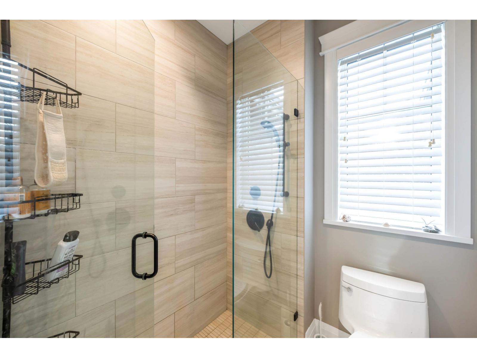 22801 8 AVENUE, Langley