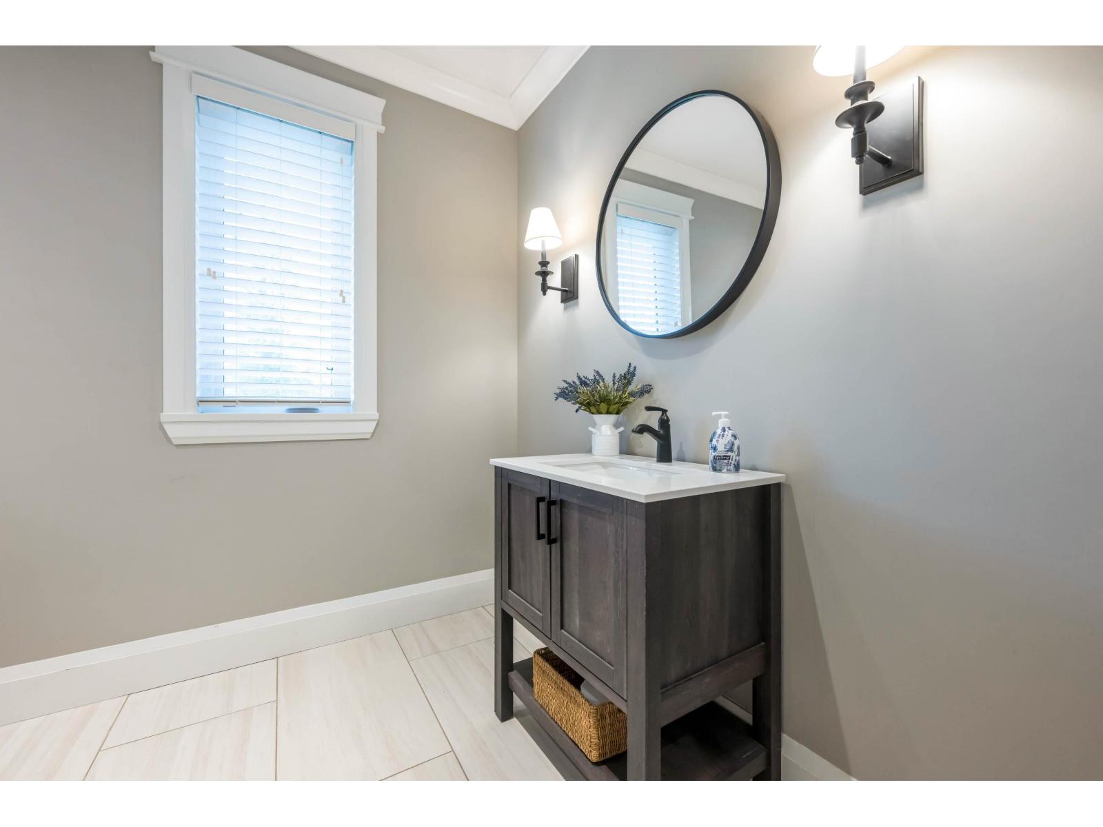 22801 8 AVENUE, Langley