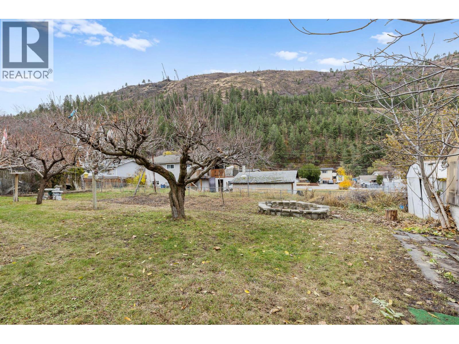  1451 Ross Road, West Kelowna