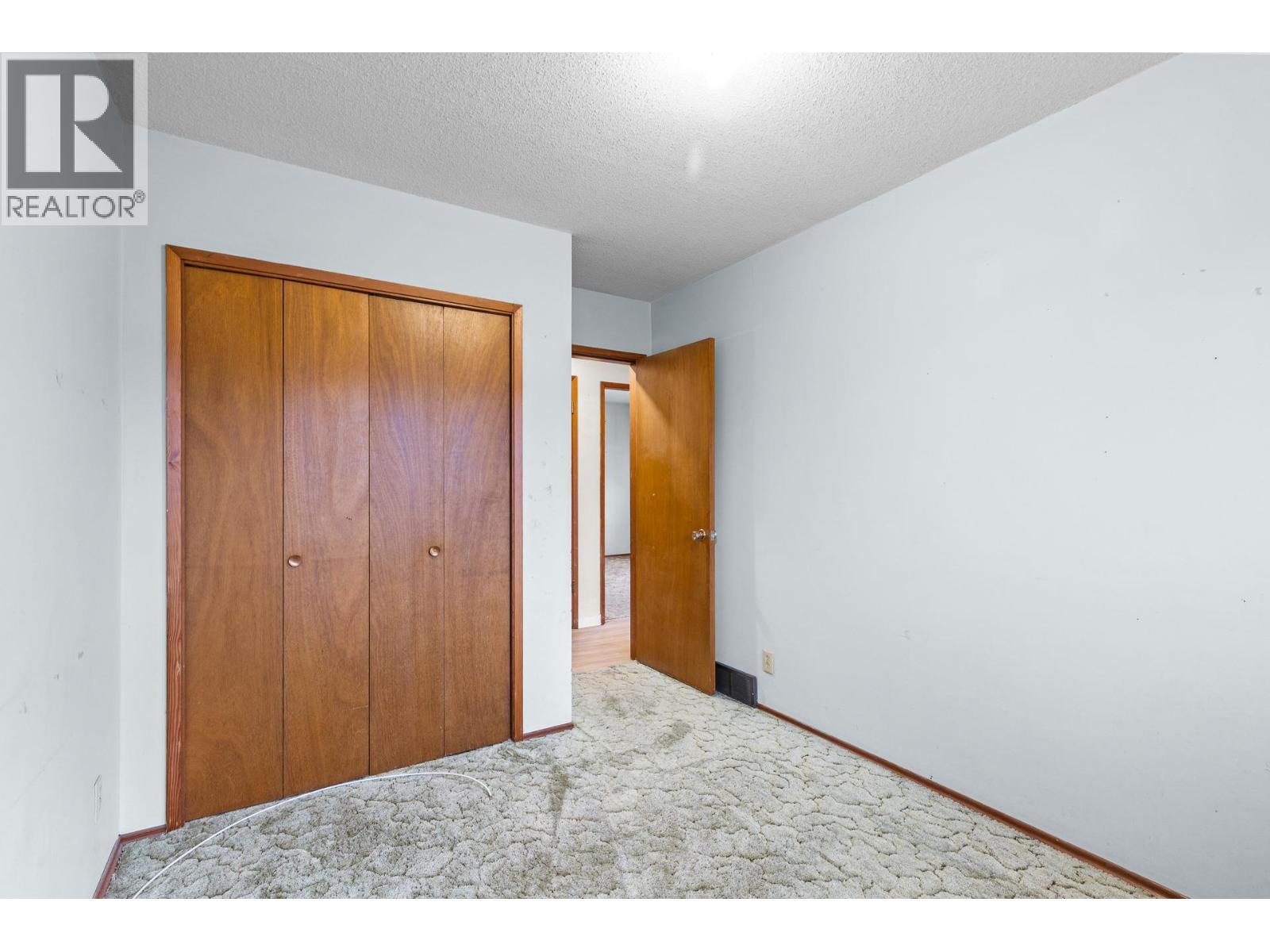  1451 Ross Road, West Kelowna